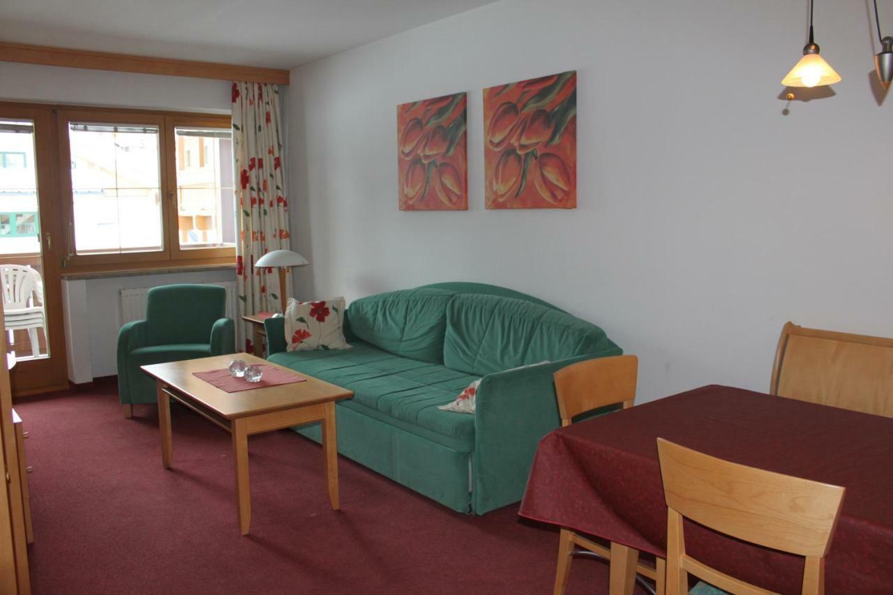 Ferienwohnungen Am Dorfplatz Konigsleiten Exteriör bild